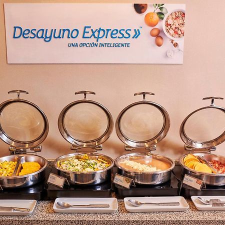 Holiday Inn Express & Suites Chihuahua Juventud By Ihg Exteriör bild