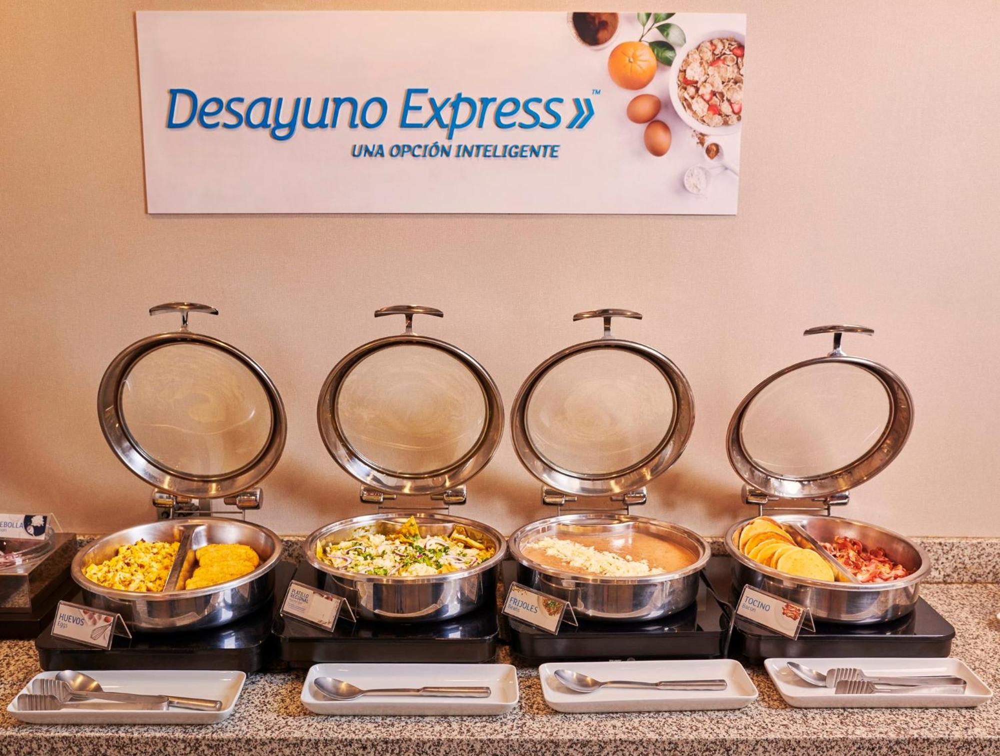Holiday Inn Express & Suites Chihuahua Juventud By Ihg Exteriör bild